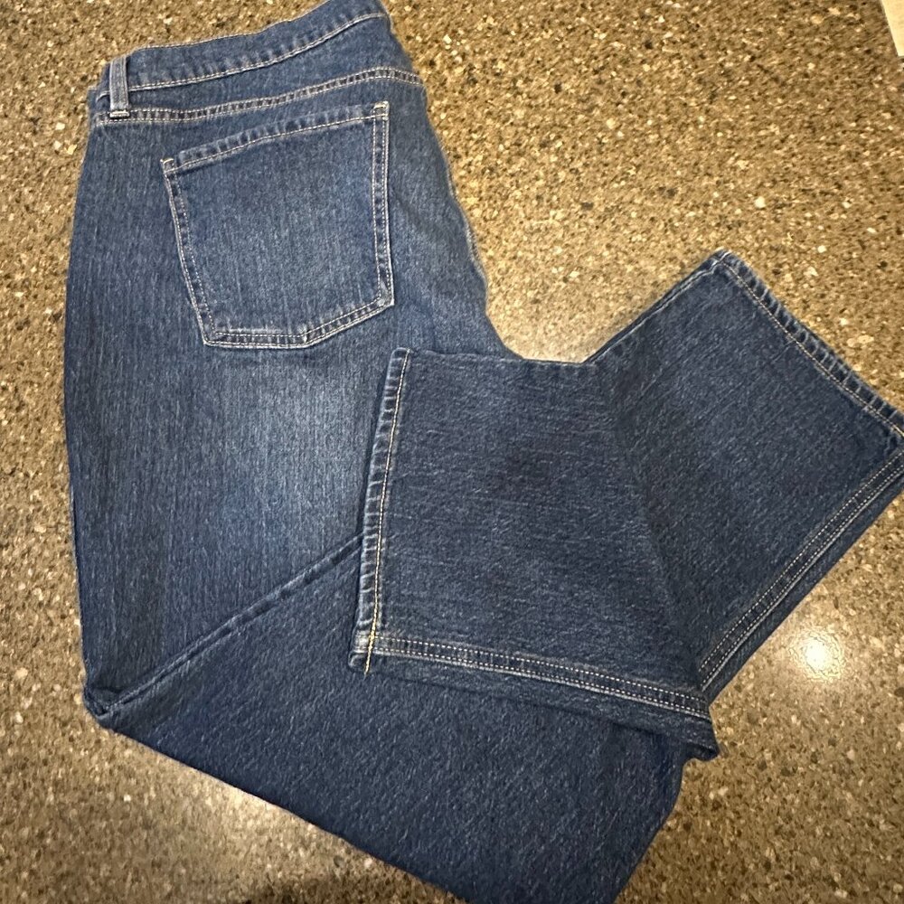 Old Navy Women's Straight Leg Jean